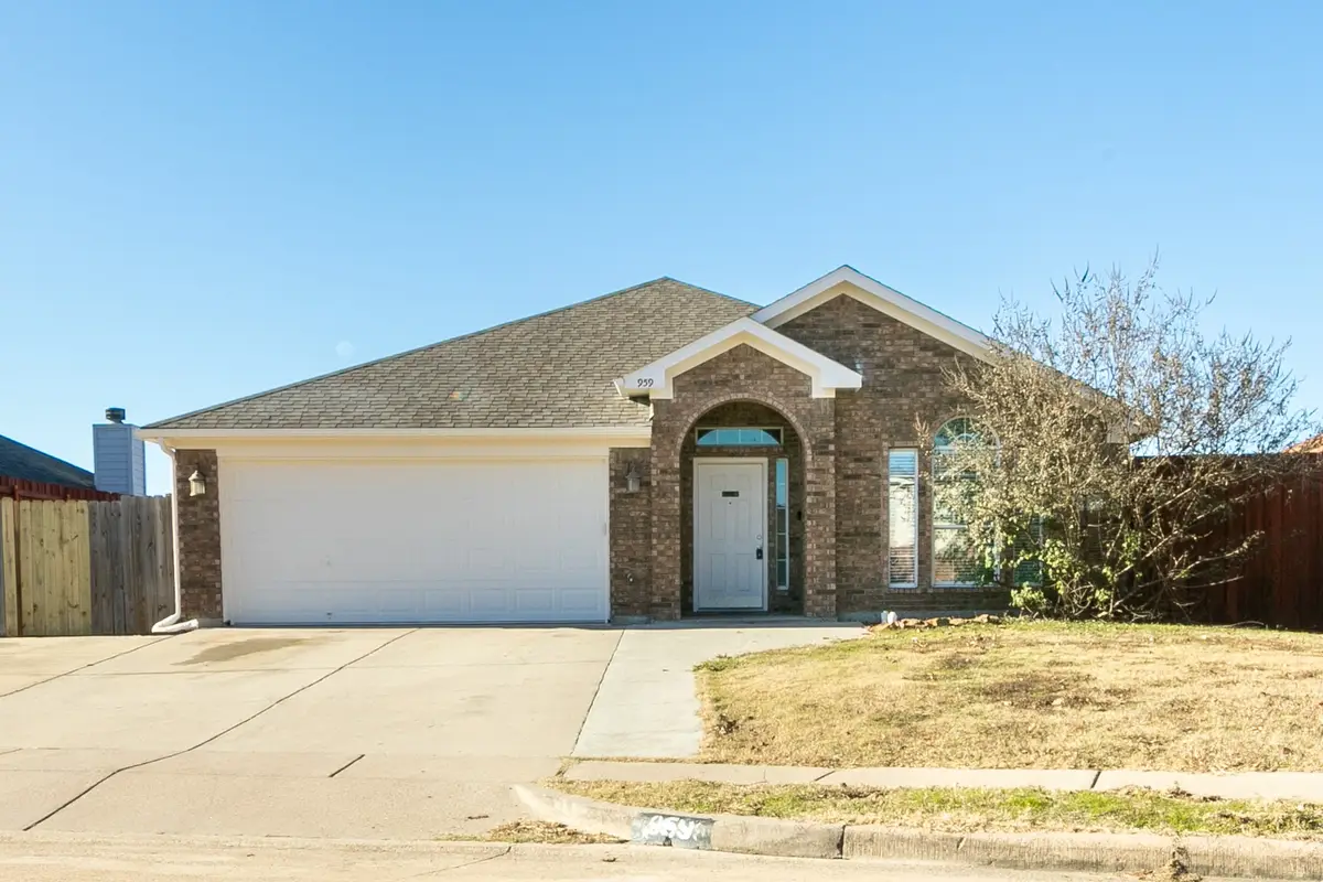 959 Heather Street, Burleson, TX 76028 - Image #1