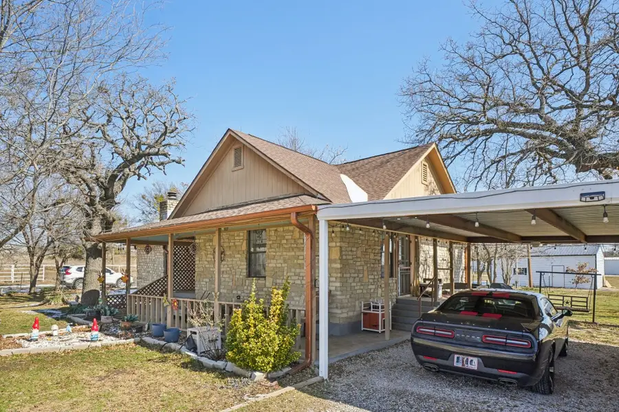 203 Walker Bend Road, Weatherford, TX 76088 - Image #2