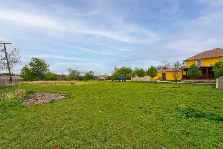 2309 Oakland, Fort Worth, TX 76103 - Image #2