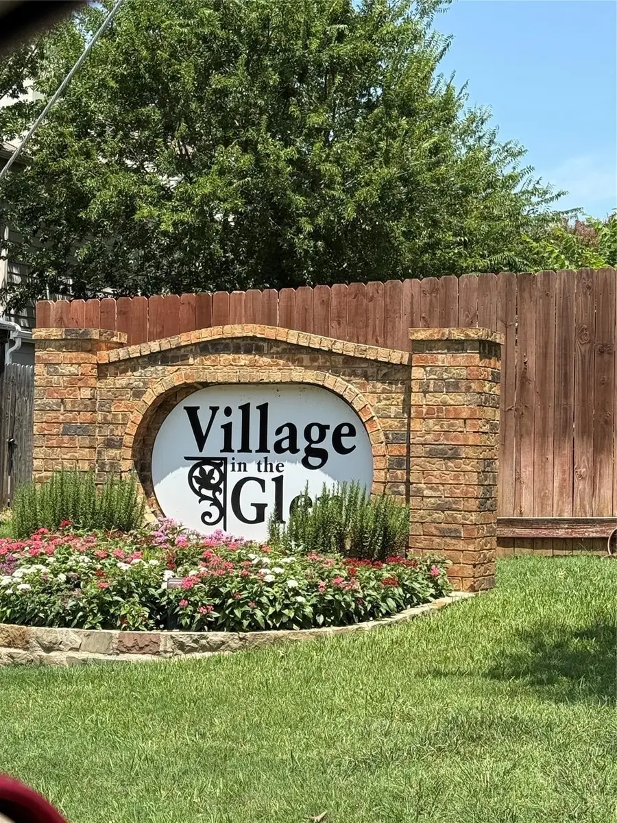 24 Abbey Road, Euless, TX 76039 - Image #2