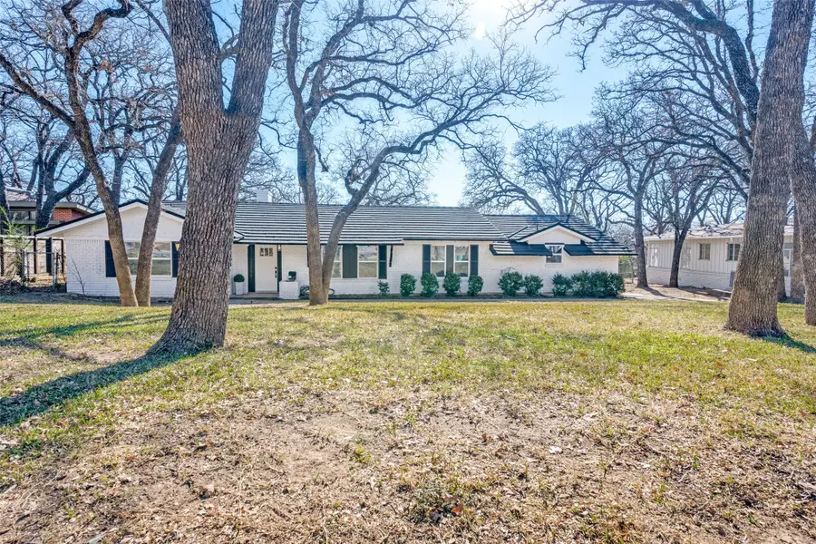 5824 Yolanda Drive, Fort Worth, TX 76112 - Image #2
