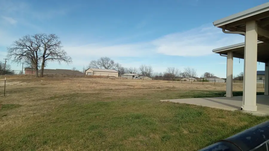 128 Spring Creek Circle, Paradise, TX 76073 - #2