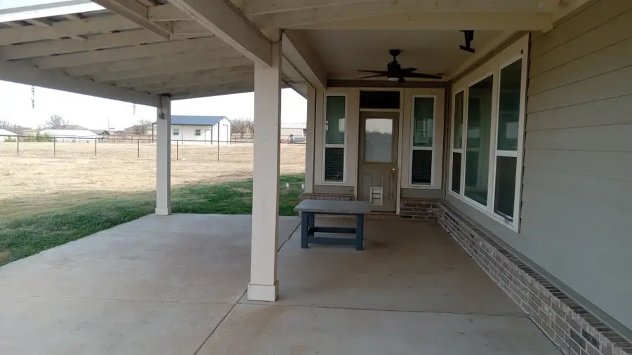 128 Spring Creek Circle, Paradise, TX 76073 - #3