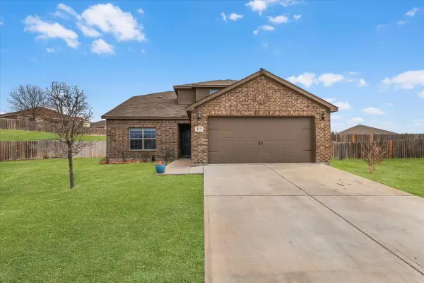 112 Yearling Court, Newark, TX 76071