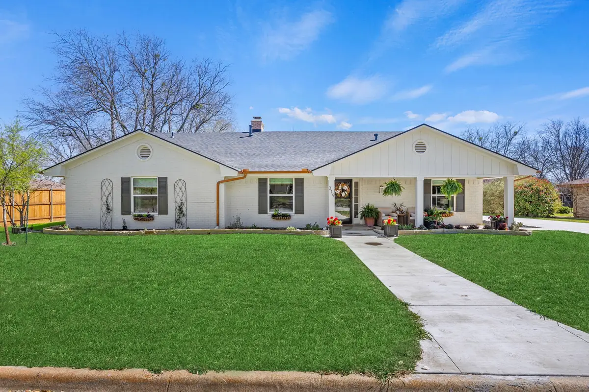 319 S Jackson Avenue, Justin, TX 76247 - Image #1