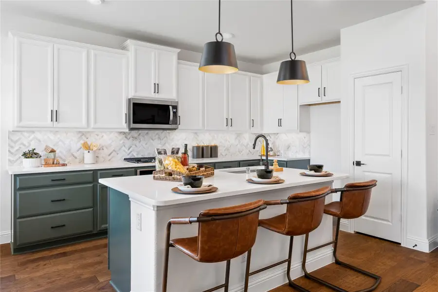 4701 Indian Hawthorn Drive, Venus, TX 76084 - Image #2