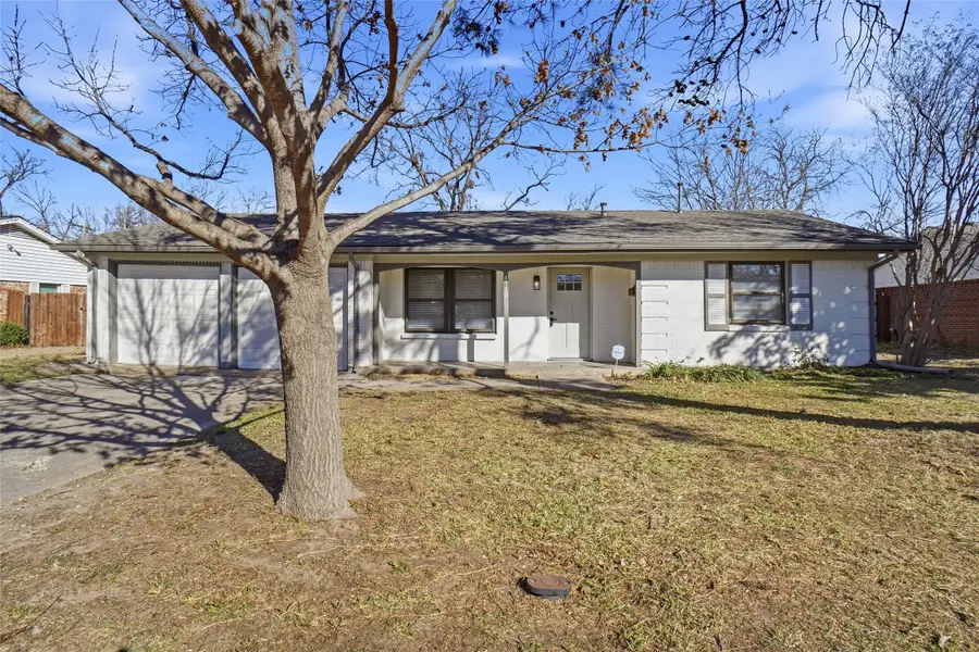 4712 Carlyle Drive, Fort Worth, TX 76132 - Image #2