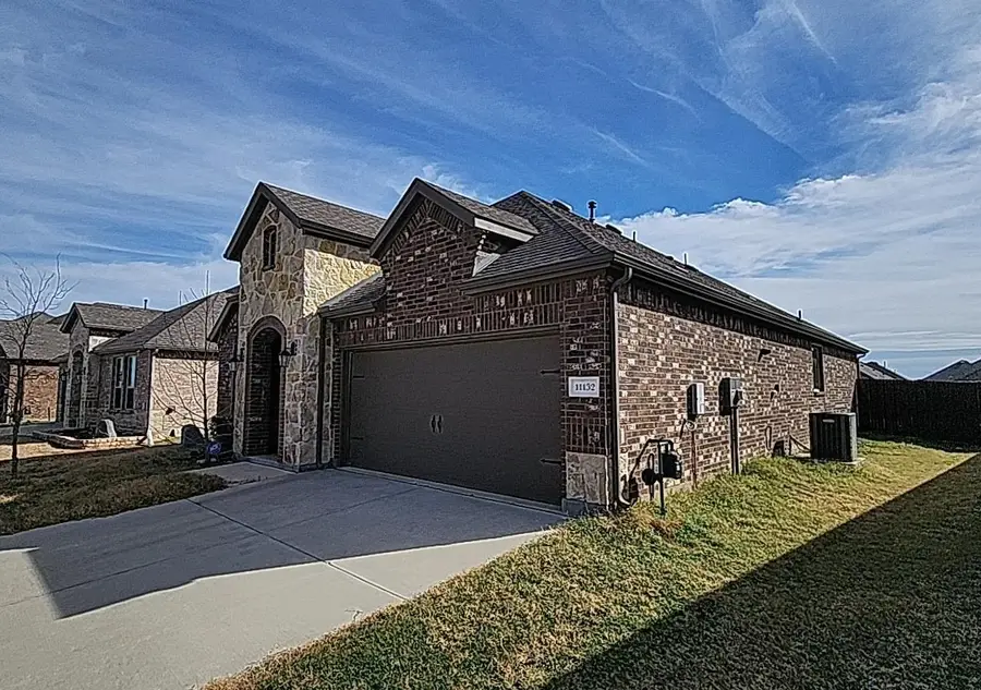 11132 Canyon Oak Street, Aubrey, TX 76227 - Image #2