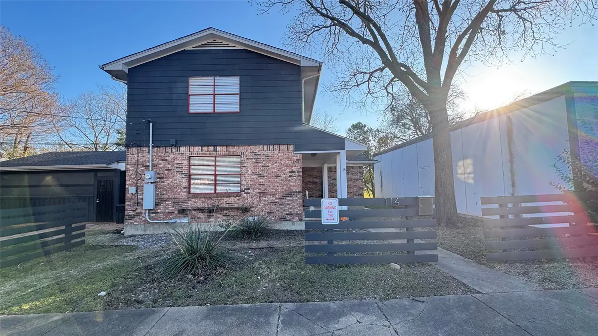 114 Wes Jespersen Way, Duncanville, TX 75116 - Image #1