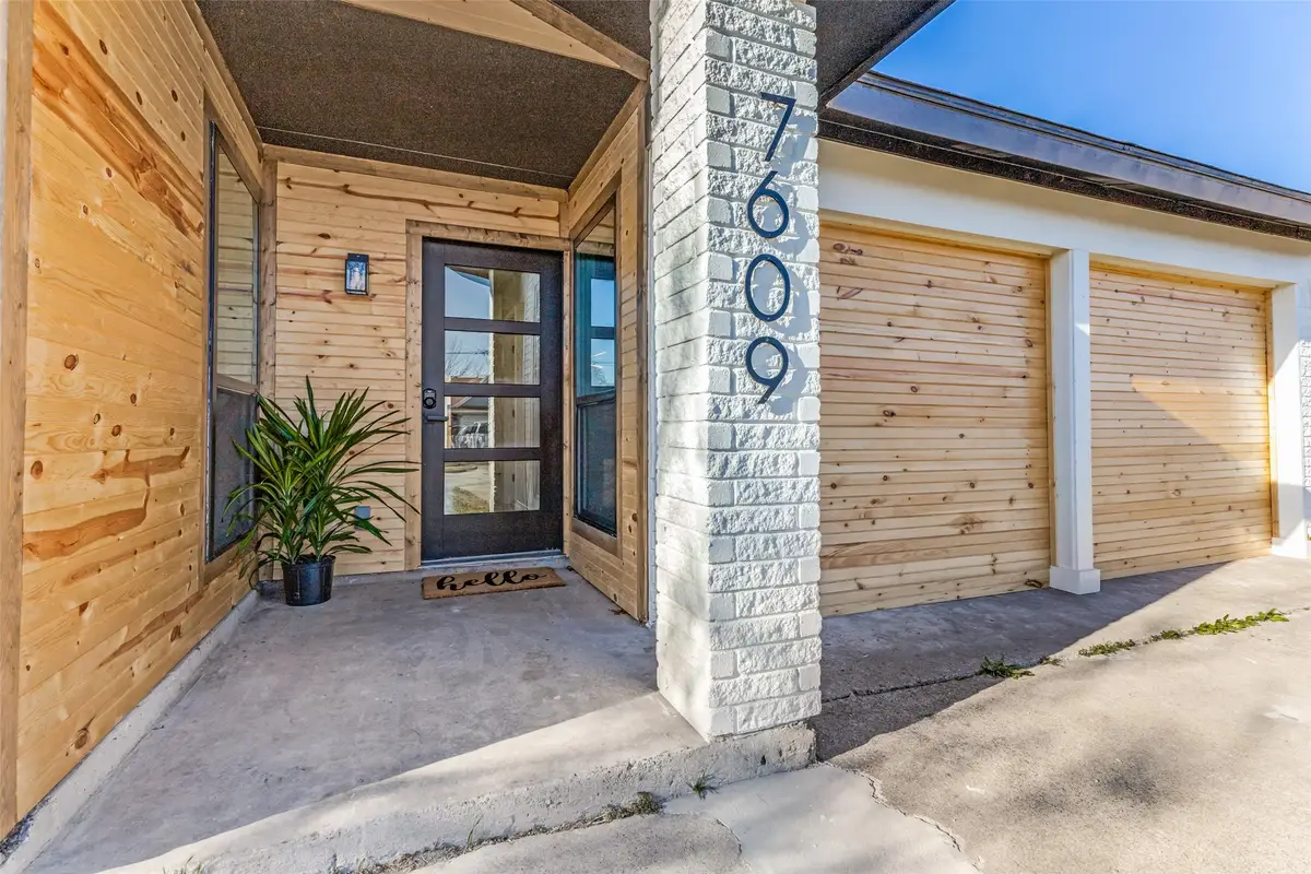 7609 Walnuthill Court, Watauga, TX 76148 - Image #1