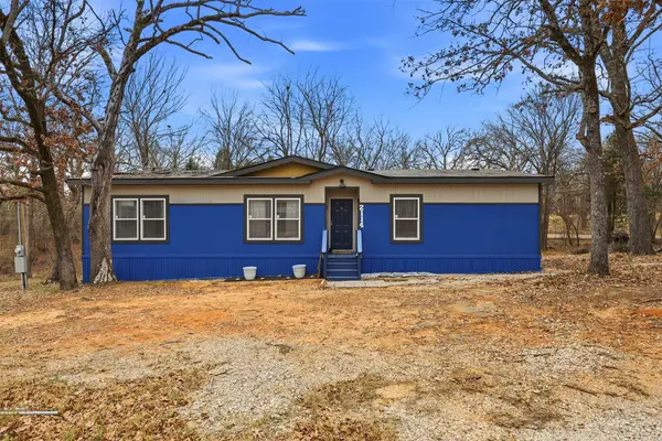 2114 Hickory Street, Mabank, TX 75156