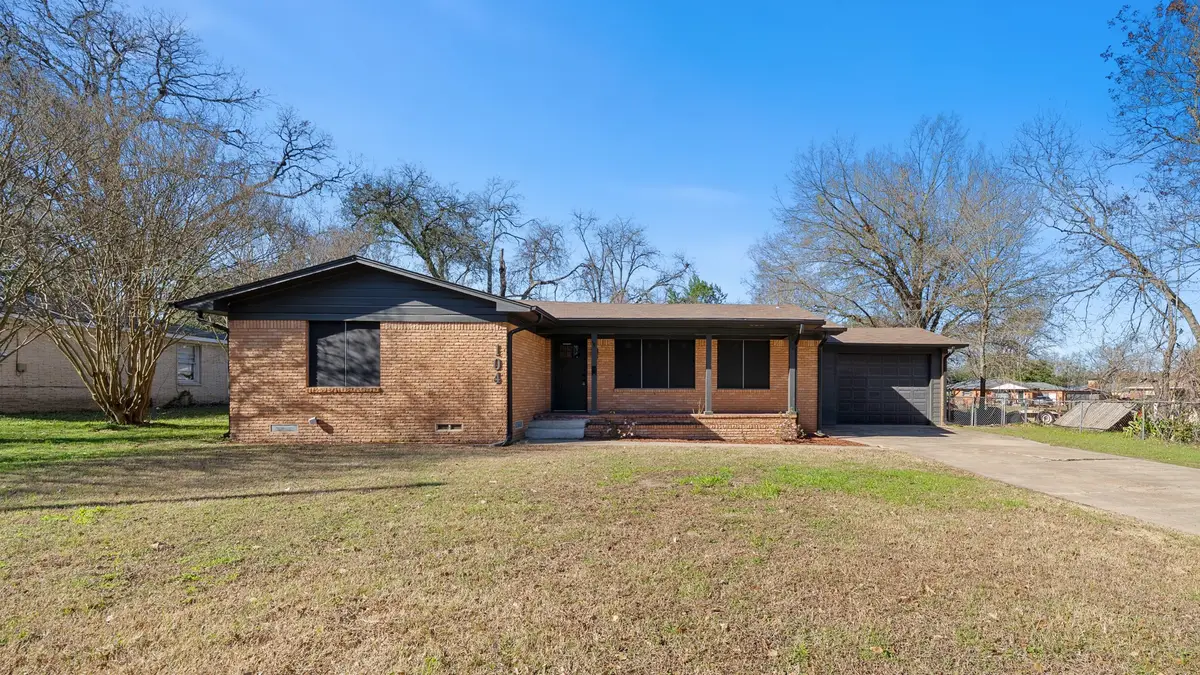104 Joe Prince Drive, Athens, TX 75751 - Image #1