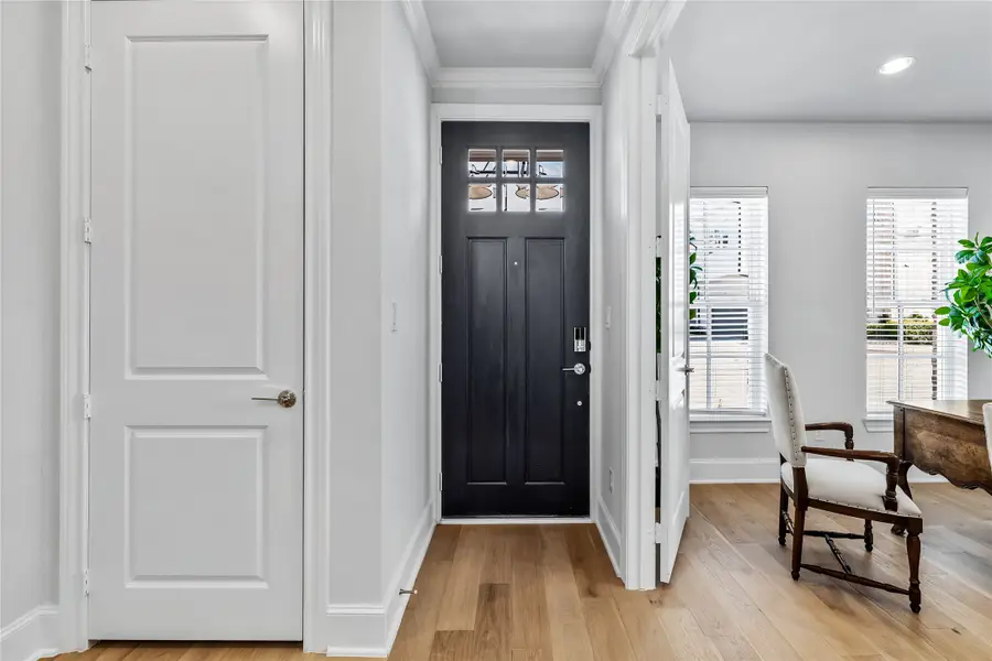 4621 Greenborough Lane, Dallas, TX 75219 - Image #2