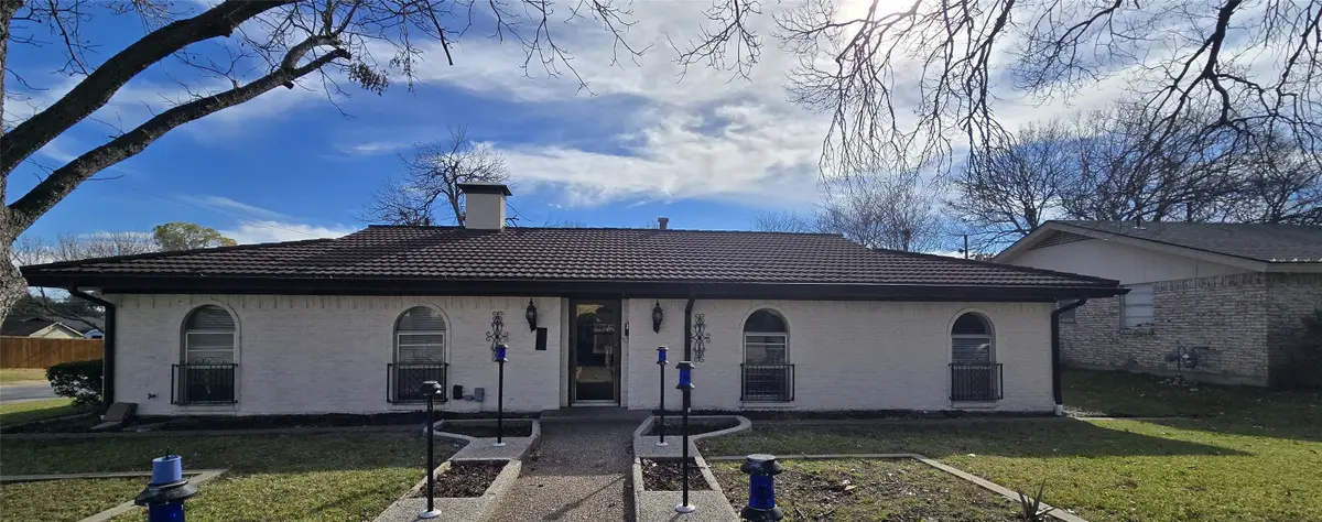 3401 Glenmont Drive, Fort Worth, TX 76133 - #1