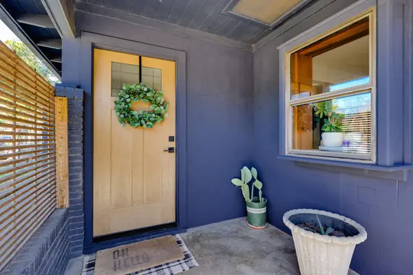 8942 Eustis Avenue, Dallas, TX 75218