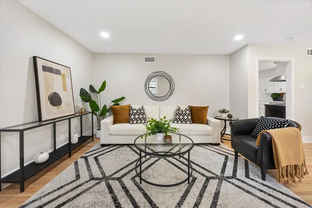 10524 Coleridge Street, Dallas, TX 75218 - #1