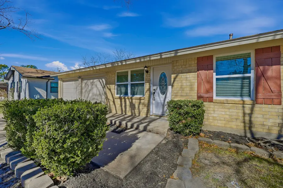 1016 Calcutta Street, Hurst, TX 76053 - Image #3