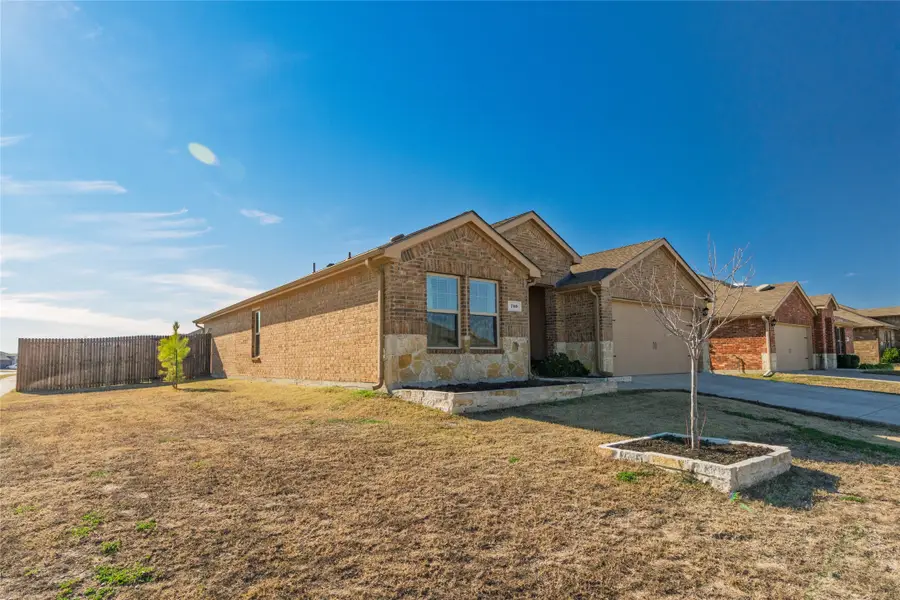 740 Meadow Creek Lane, Royse City, TX 75189 - Image #2