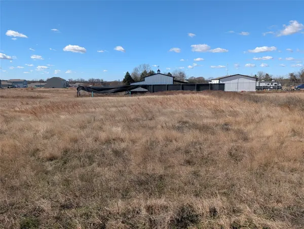 276 Victory Drive, Mabank, TX 74147