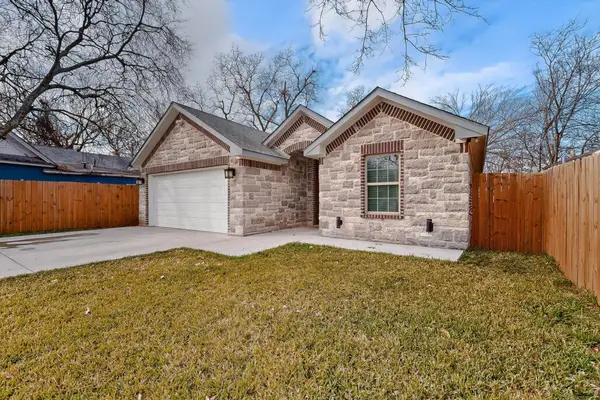 1006 W Brown Street, Ennis, TX 75119