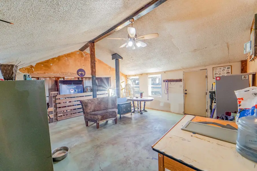 1318 W 2nd Street, Breckenridge, TX 76424 - #2