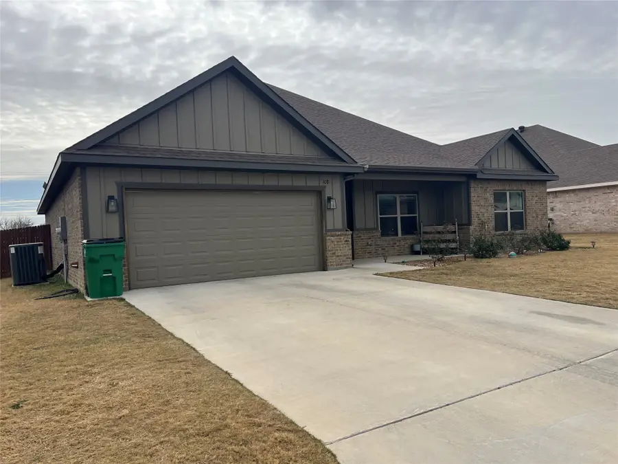 108 Wiley Street, Stephenville, TX 76401 - #2