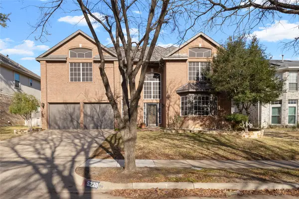 5229 Fort Concho Drive, Fort Worth, TX 76137