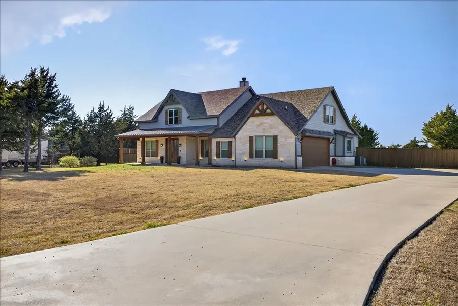 341 Guy Lane, Pottsboro, TX 75076 - Image #3