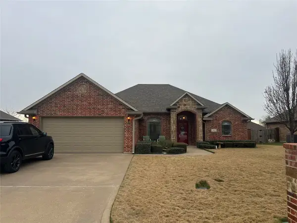 312 W Mcafee Drive, Mabank, TX 75147