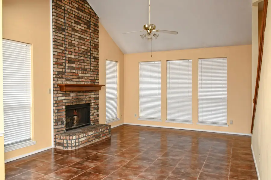 2901 Lois Lane, Rowlett, TX 75088 - Image #3