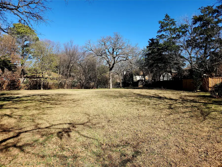 1016 Kings Canyon Court, Grapevine, TX 76051 - Image #2