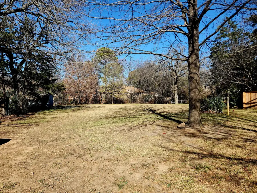 1016 Kings Canyon Court, Grapevine, TX 76051 - Image #3