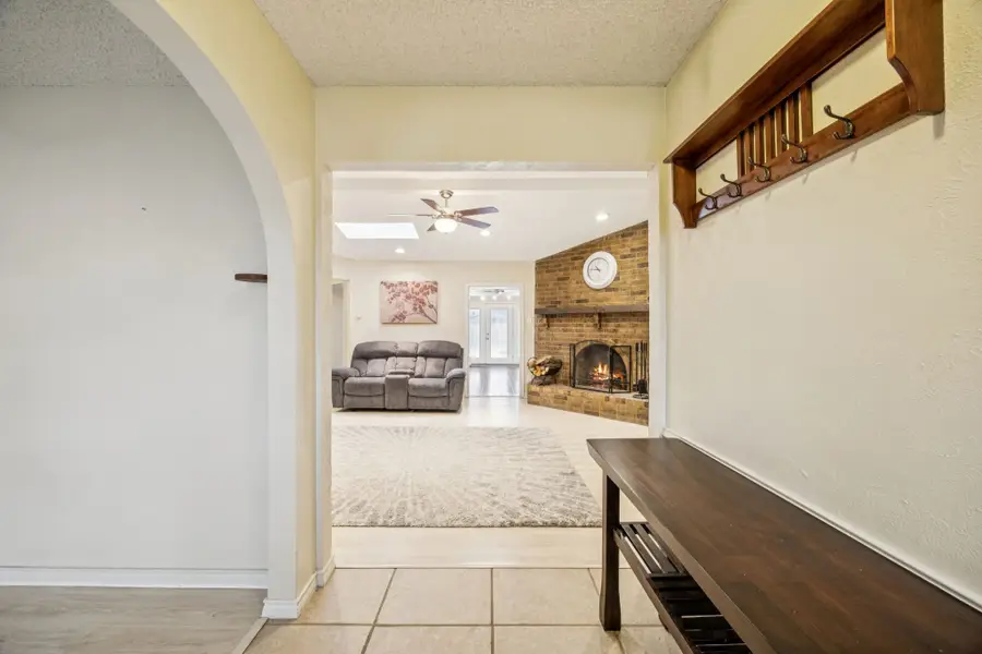 314 Amherst Avenue, Richardson, TX 75081 - Image #3