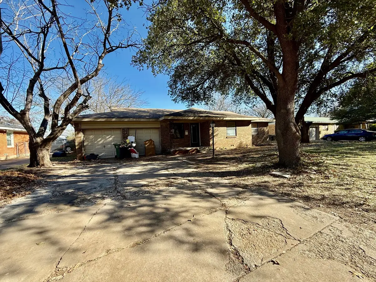 4336 Ken Michael Court, North Richland Hills, TX 76180 - #1