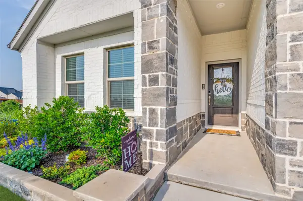 5616 Shannon Creek Road, Benbrook, TX 76126