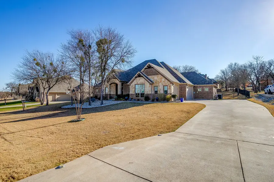 601 S Sugartree Drive, Lipan, TX 76462 - #2