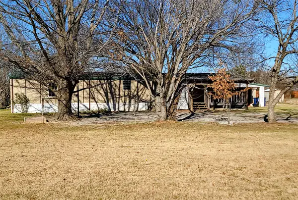 1909 Lariat Lane, Burleson, TX 76028