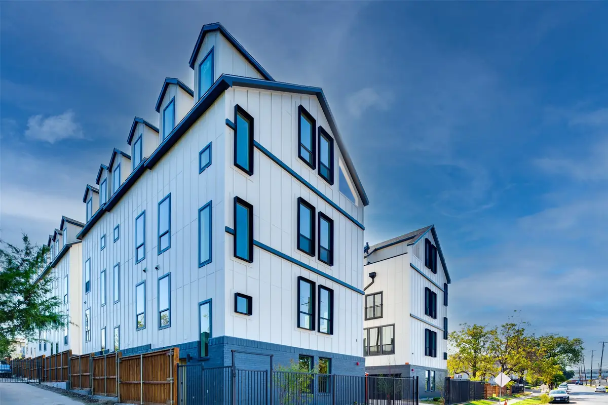 512 N Lancaster Avenue #Bldg 2, Dallas, TX 75203 - #1