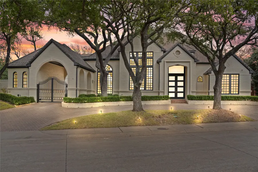 17632 Harbord Oaks Circle, Dallas, TX 75252 - Image #2