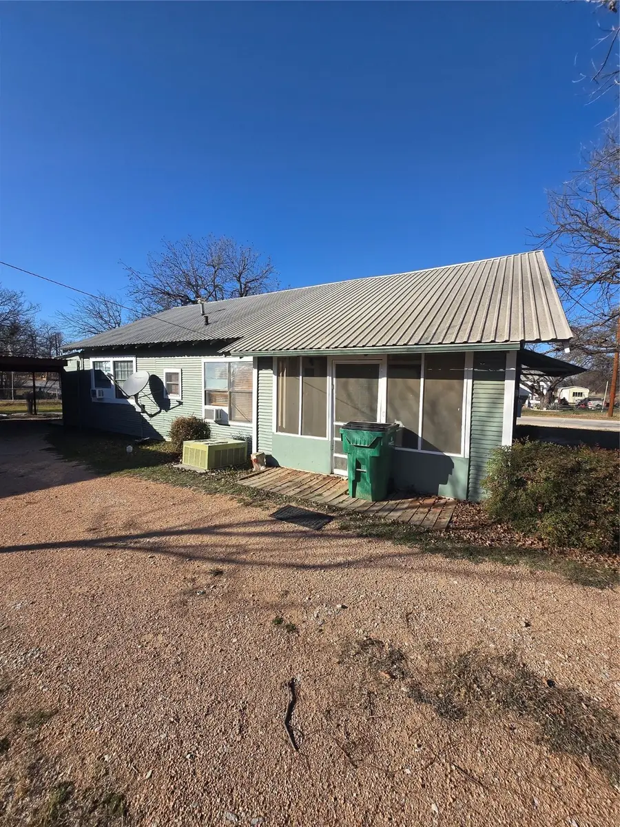 1200 Llano Street, Coleman, TX 76834 - Image #3