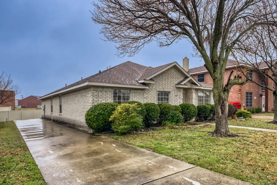 420 Overland Trail, Cedar Hill, TX 75104 - Image #2