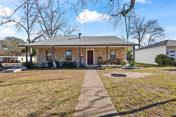 124 Westvue Street, Terrell, TX 75160