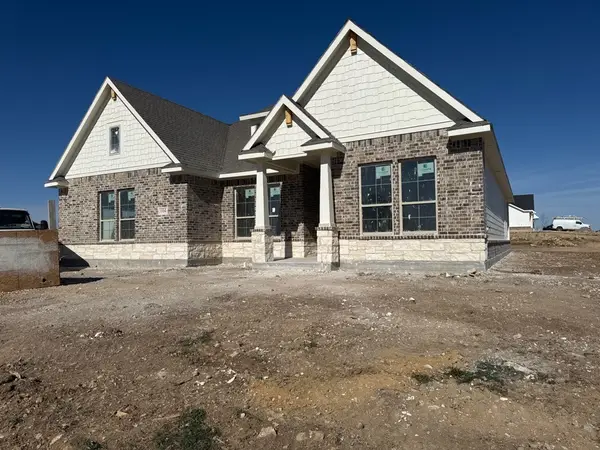 104 Snowy Owl Trail, New Fairview, TX 76078