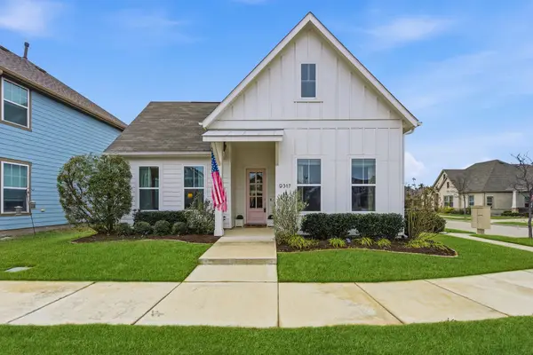 9317 Crockett Drive, Rowlett, TX 75089