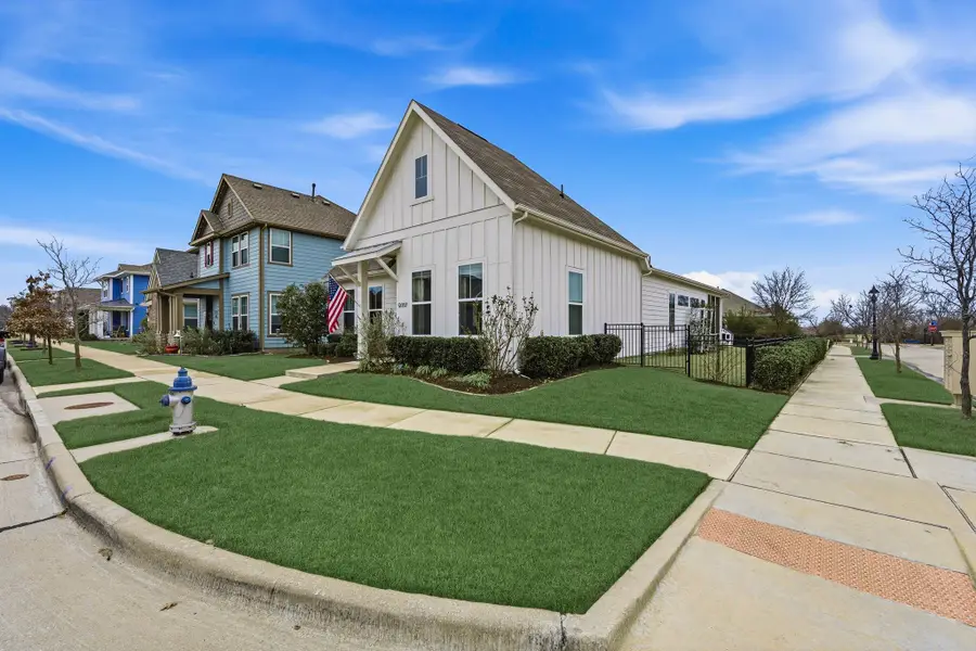 9317 Crockett Drive, Rowlett, TX 75089 - Image #2