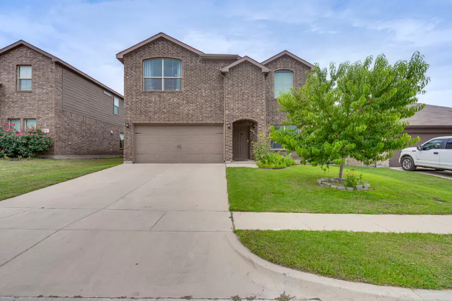 616 Cameron Way, Azle, TX 76020 - #2