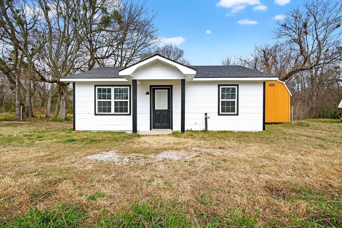 591 State Highway 31 E, Trinidad, TX 75163 - #1