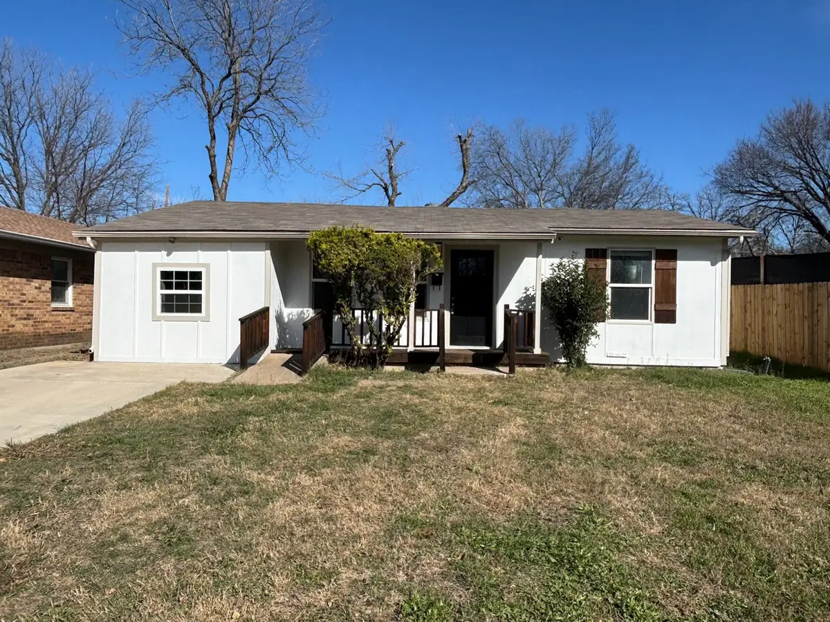 3320 26th Street, Fort Worth, TX 76106 - Image #1