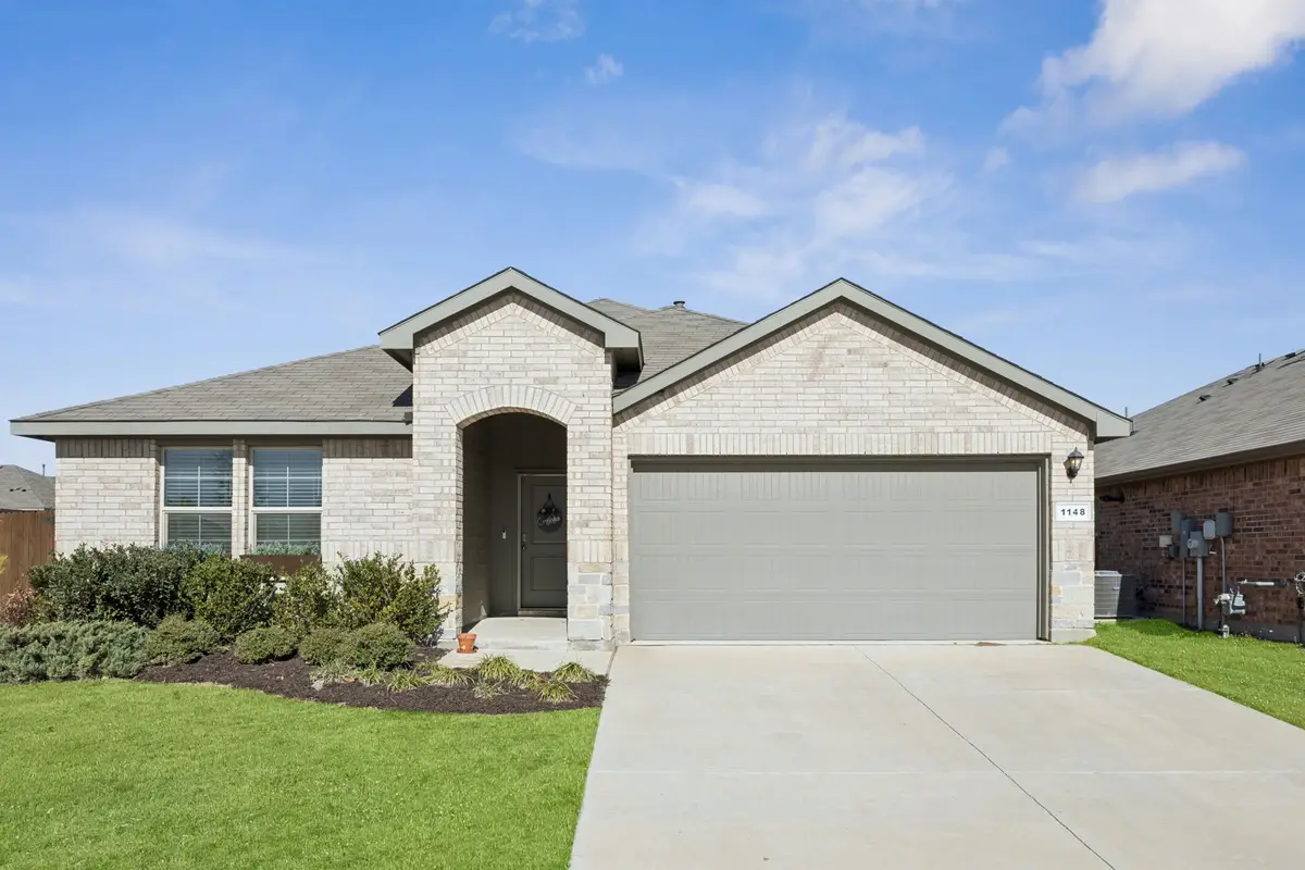 1148 Loomis Trail, Justin, TX 76247 - Image #1