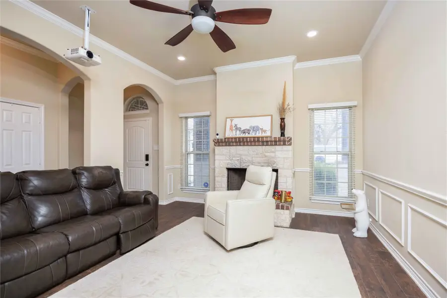 4511 W Lake Highlands Drive, The Colony, TX 75056 - #2